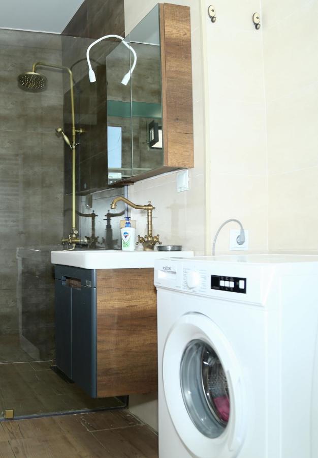 Panchitos Apartment Tbilisi Bagian luar foto